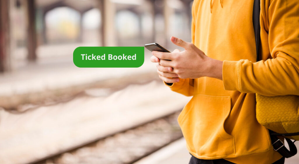 How to book Maple Leaf Train tickets